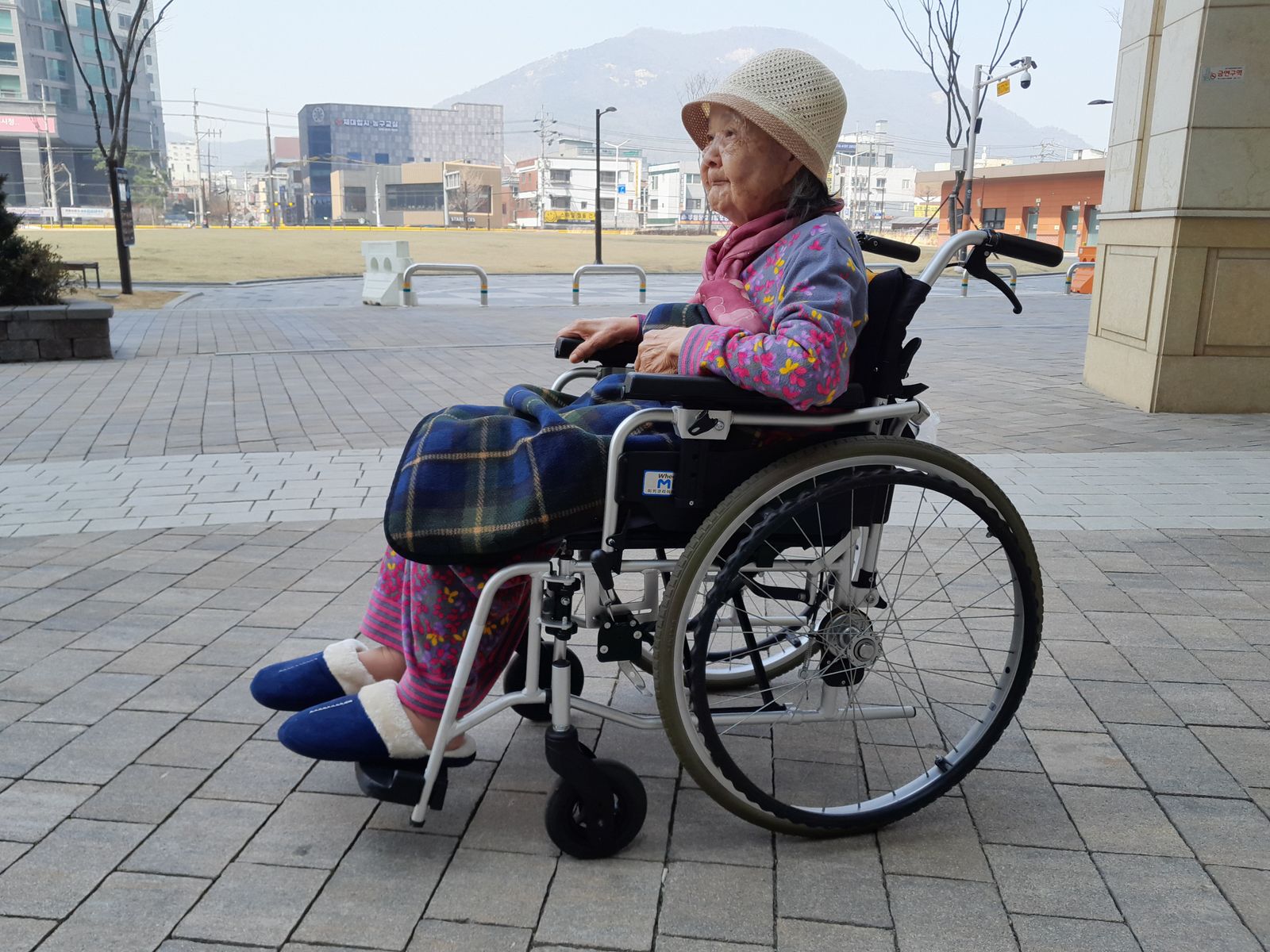 아로마 림프 하체 테라피